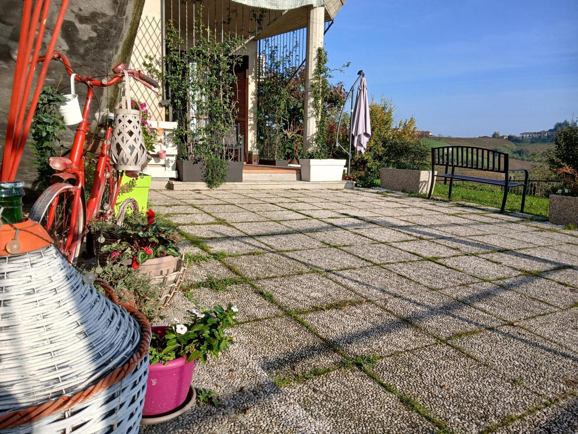 Maison Younesco - Villa Indipendente Exclusive Castagnole delle Lanze Exterior photo